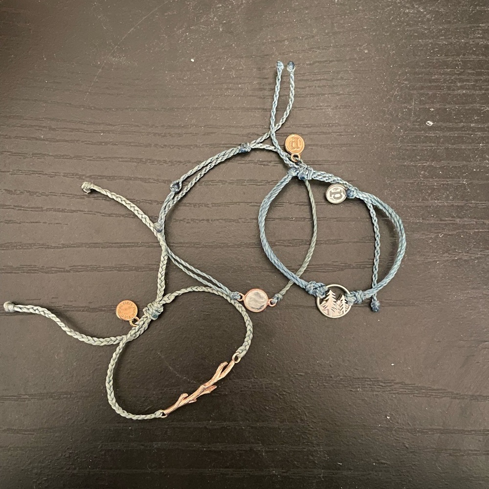 2 pack Pura Vida Bracelets, blue